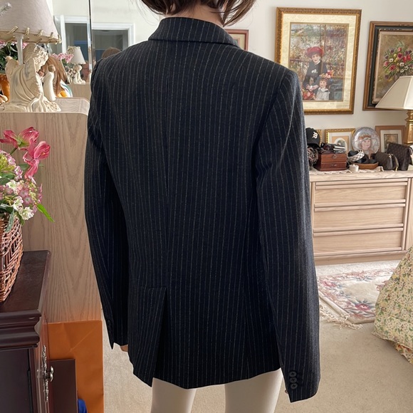 Banana Republic gray pinstriped blazer - Picture 4 of 10
